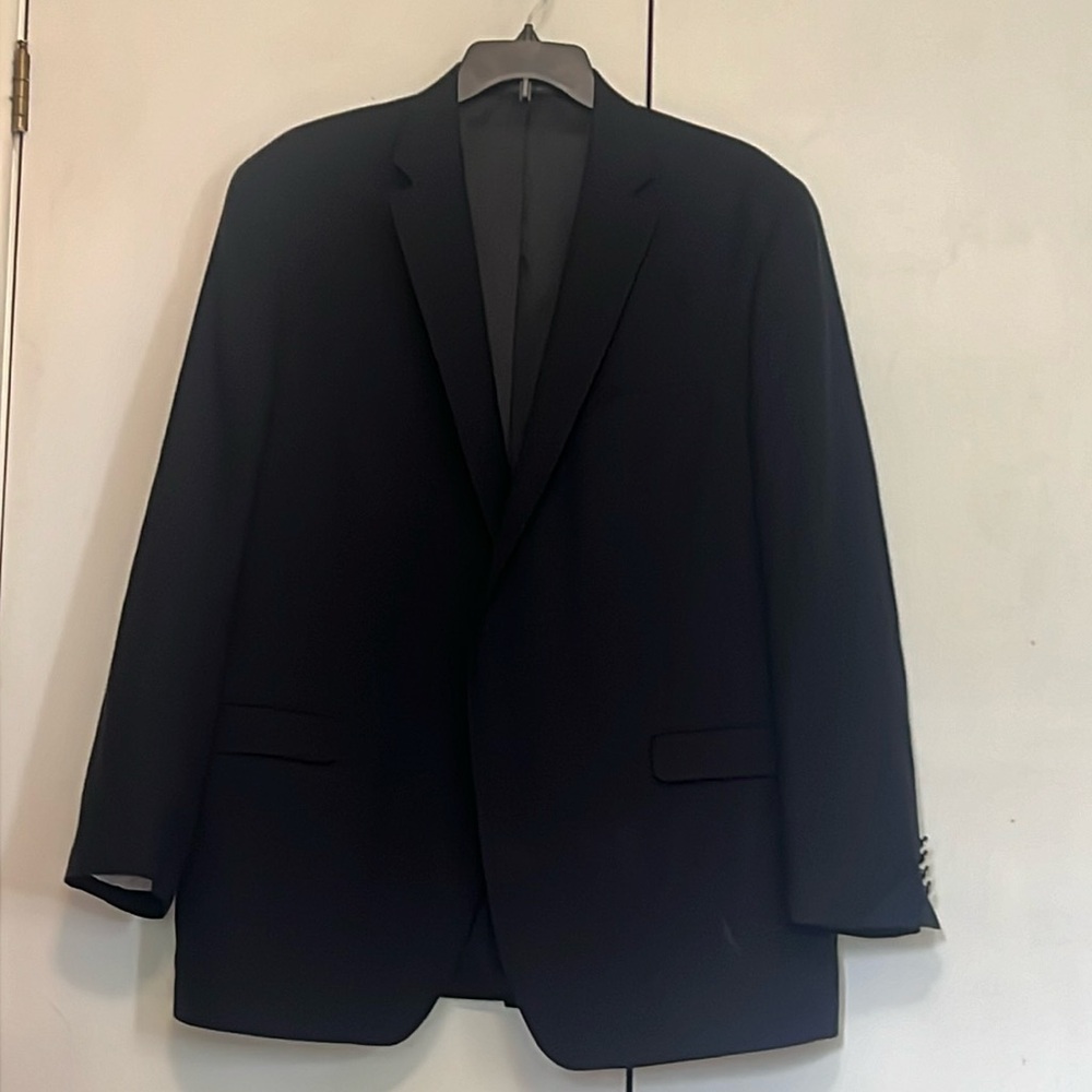 Van Heusen 48L Black Sport Coat